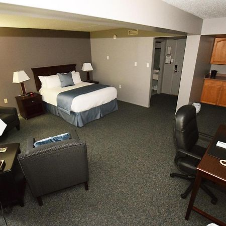 Lakeland Inn Hotel Cold Lake Εξωτερικό φωτογραφία