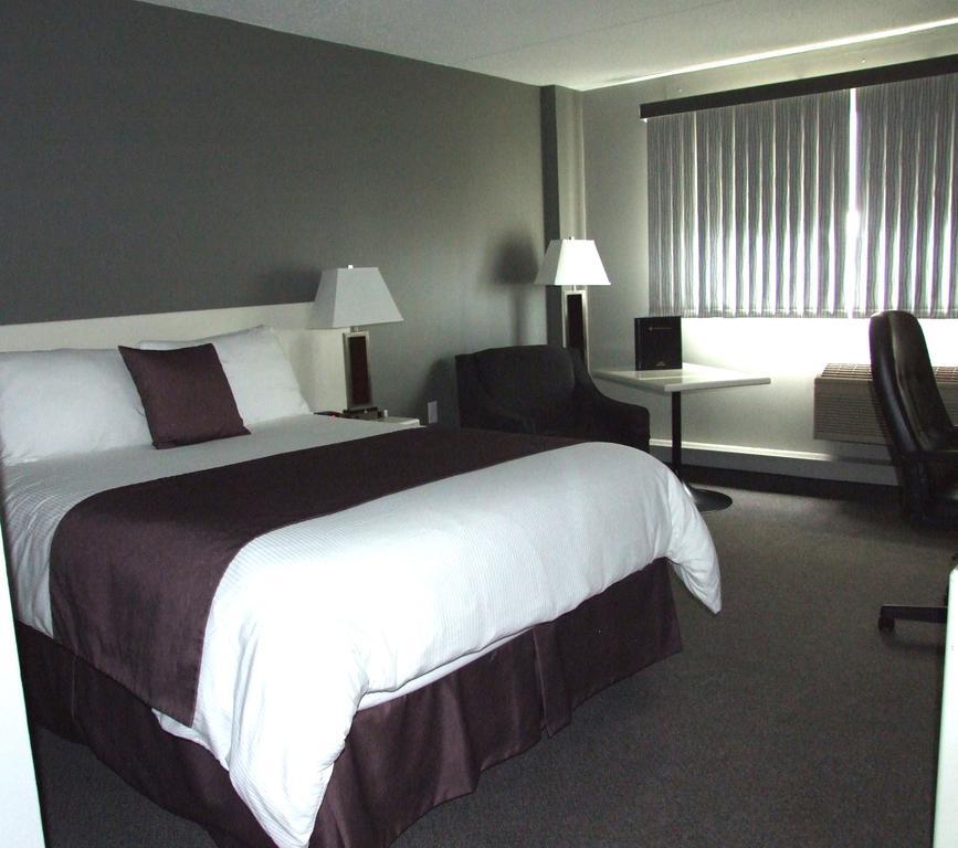 Lakeland Inn Hotel Cold Lake Εξωτερικό φωτογραφία