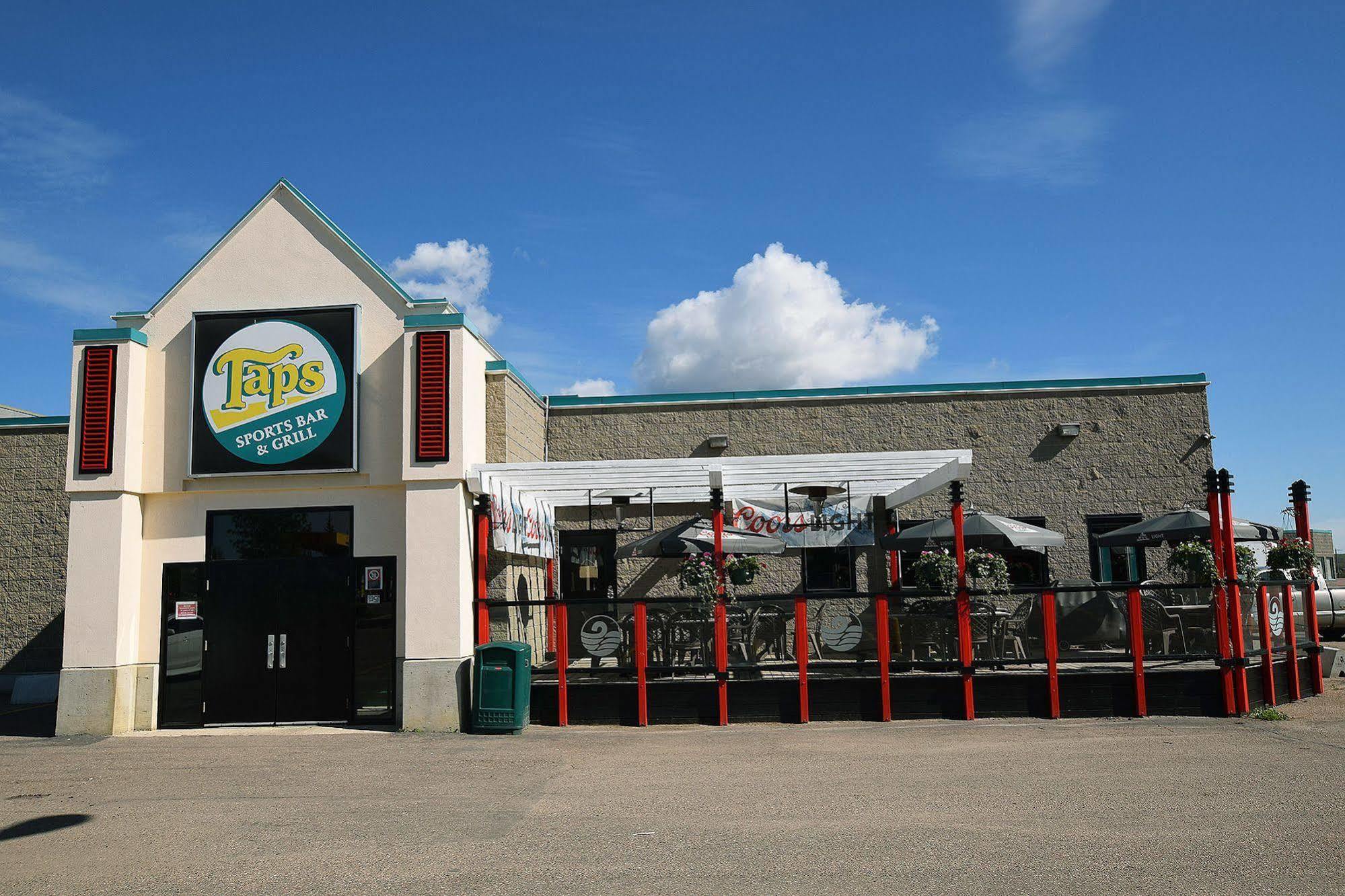 Lakeland Inn Hotel Cold Lake Εξωτερικό φωτογραφία